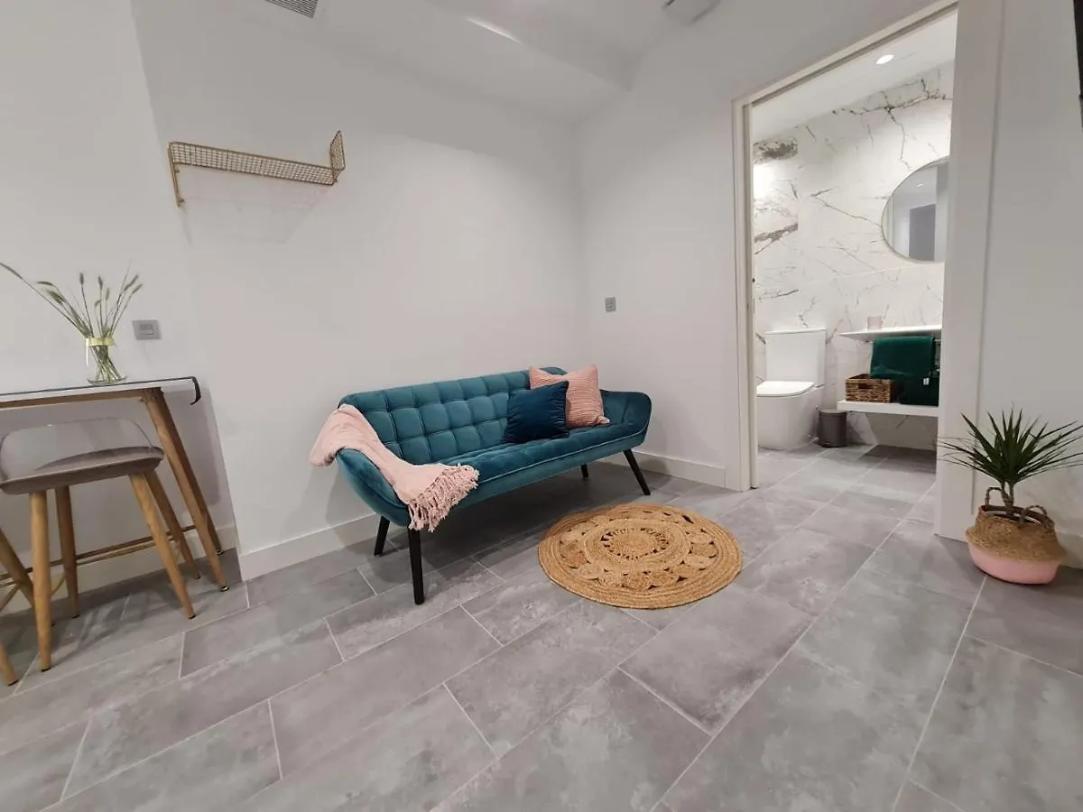 Loftinmalaga Aparthotel  Μάλαγα