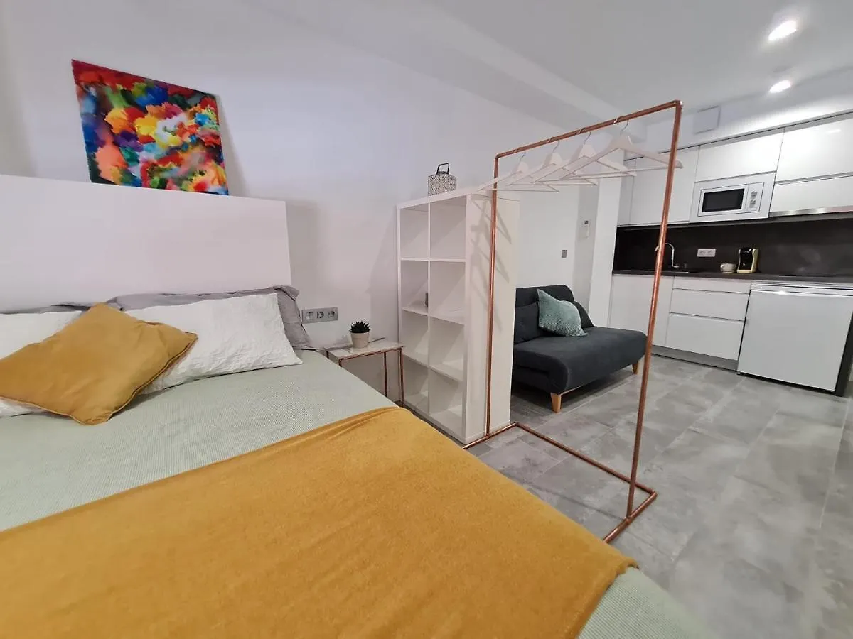Loftinmalaga Aparthotel 0*, Μάλαγα Ισπανία